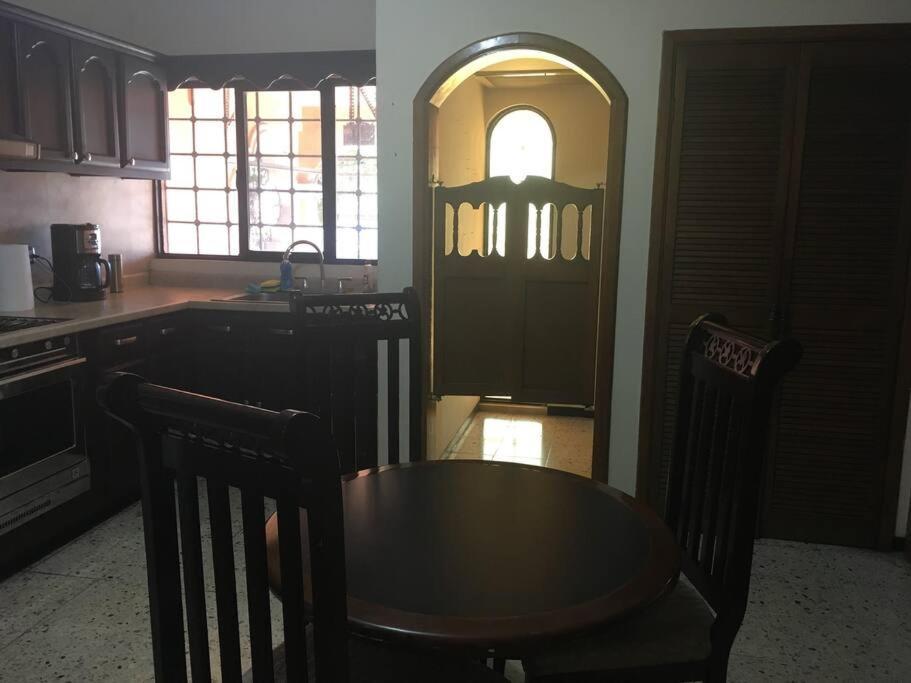 Casa Muy Comoda En Excelente Lugar Hermosillo Exterior foto